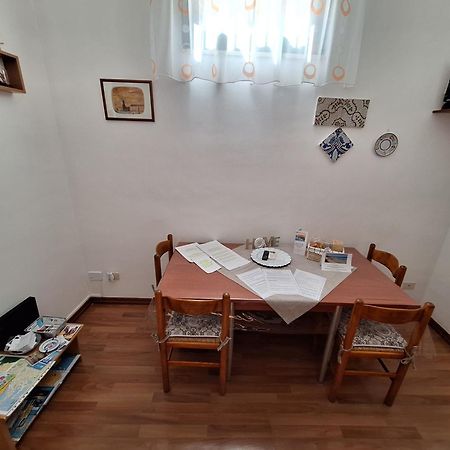 Apartamento La Casa Di Paoletta A Due Passi Dal Mare Trapani Exterior foto