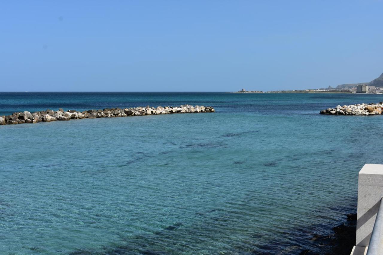 Apartamento La Casa Di Paoletta A Due Passi Dal Mare Trapani Exterior foto