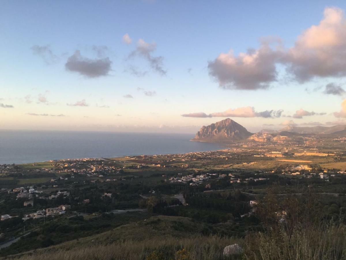 Apartamento La Casa Di Paoletta A Due Passi Dal Mare Trapani Exterior foto